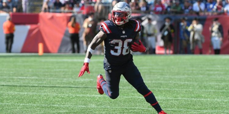 Fantasy football Week 13 drops: 6 players you need to consider cutting