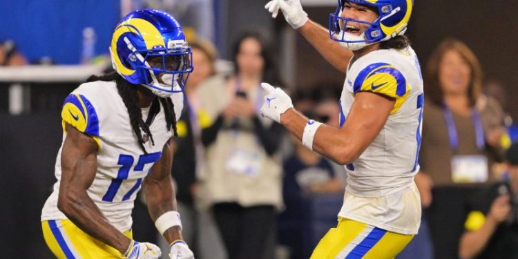 Rams make two statements in dominant win over Bucs