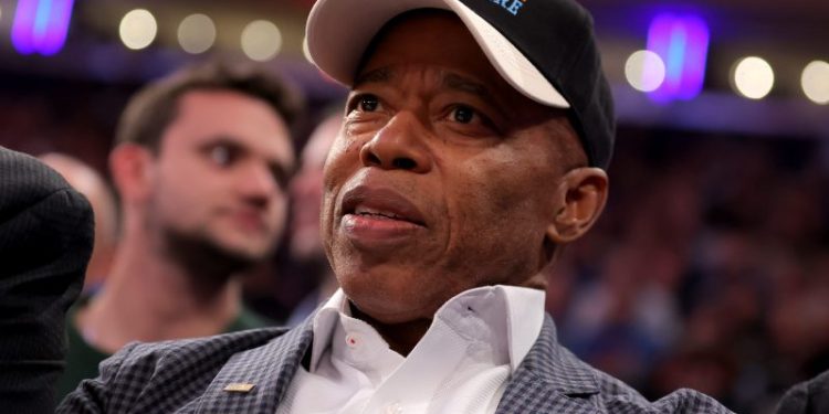 UFC brawl under investigation in New York, says mayor