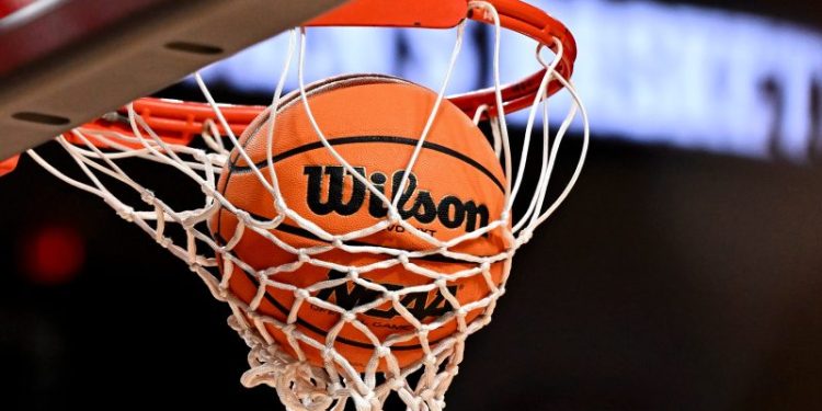 JUCO basketball player dies after suffering injury in a game