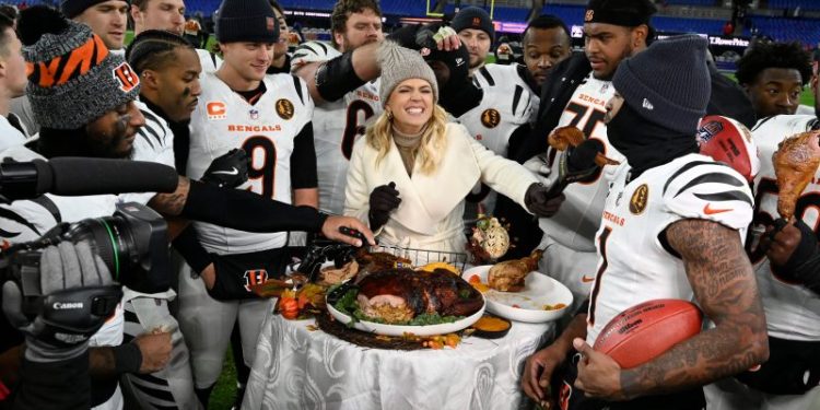 Watch: Bengals’ crazy Thanksgiving turkey-leg post-win celebration