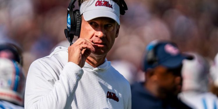 The incredibly dumb narrative of Lane Kiffin, the Villain