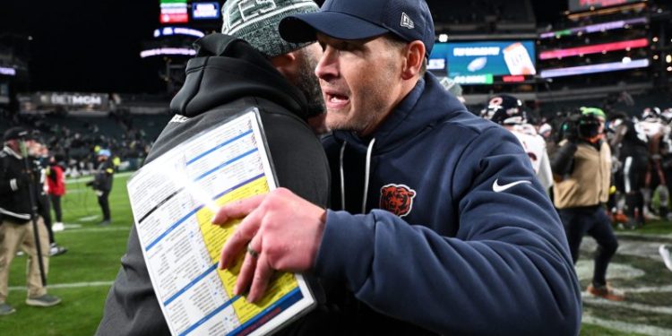 Bears’ Ben Johnson goes shirtless celebrating Black Friday win