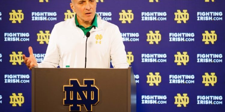 AD: MOU would put top 12-ranked Notre Dame in CFP starting in 2026