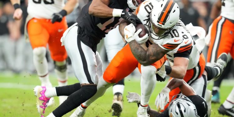 Top 10 fantasy football trade targets for Week 14