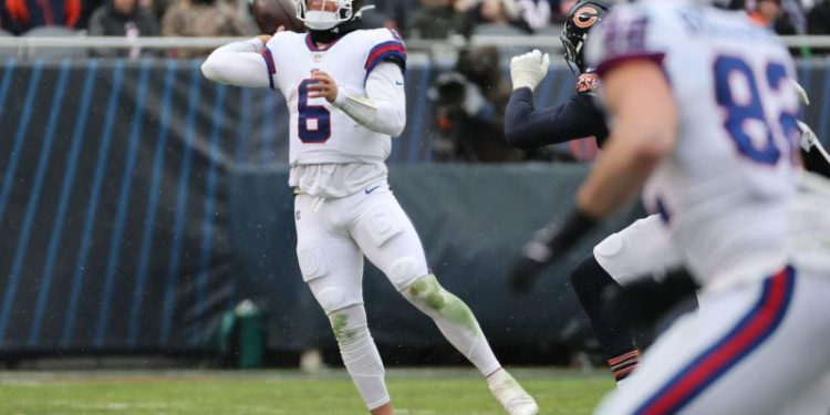 Will Giants’ Jaxson Dart suit up vs Patriots?