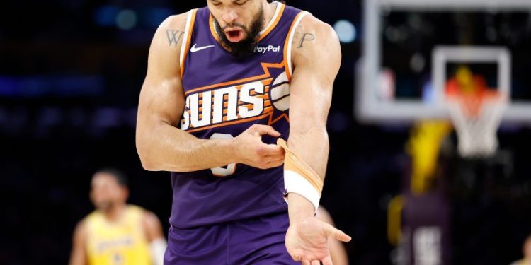 Dillon Brooks trash-talks LeBron as Suns end Lakers’ win streak