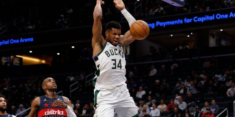 Giannis sparks trade rumors after purging dozens of social media posts