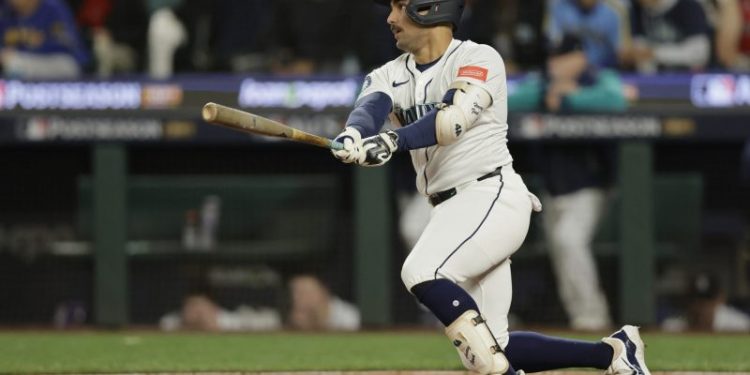 Nationals acquire top Mariners prospect for lefty reliever