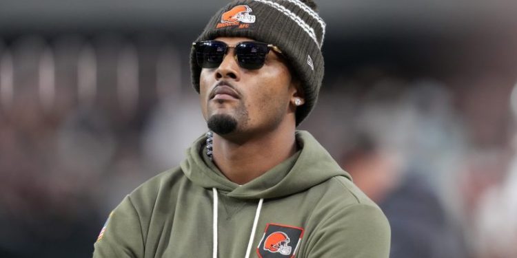 Browns appear to be keeping controversial QB for 2026 season. Why?