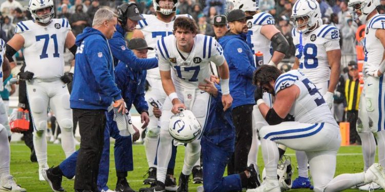 Daniel Jones injury update: How long is Colts QB out?