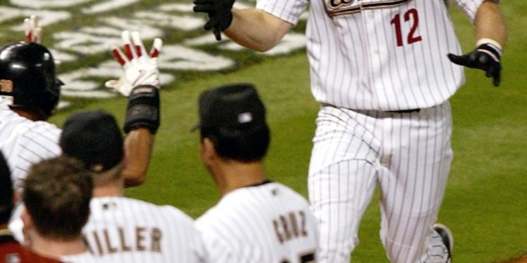 Giants great Jeff Kent shows emotional side at Hall of Fame conference