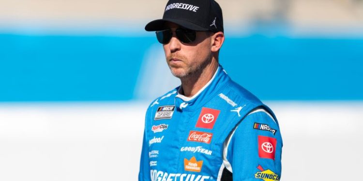 NASCAR driver’s father dies of injuries suffered from house fire