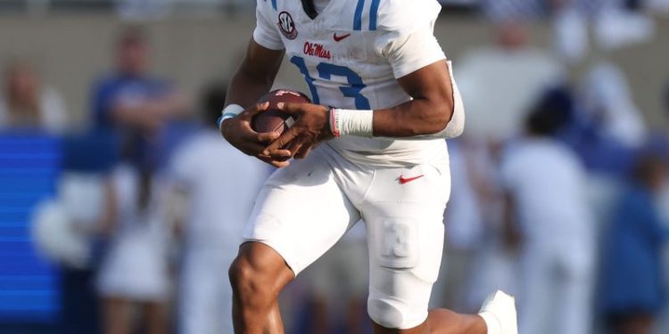 Ole Miss QB Austin Simmons transferring to Missouri