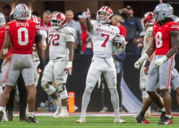 Indiana or Miami? Our expert predictions for the CFP title game