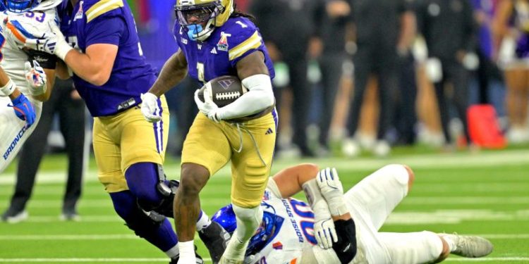 College football bowl schedule gets shorter with one game ceasing operations