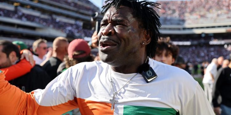 ‘SNL’ spoofs Michael Irvin ahead of Miami-Indiana national championship
