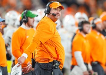 Tennessee football endures strange portal problem with Josh Heupel
