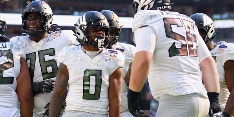 Oregon rules out key RB for Peach Bowl vs. Indiana