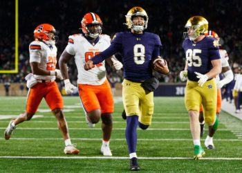 Notre Dame QB Kenny Minchey transfers to Nebraska