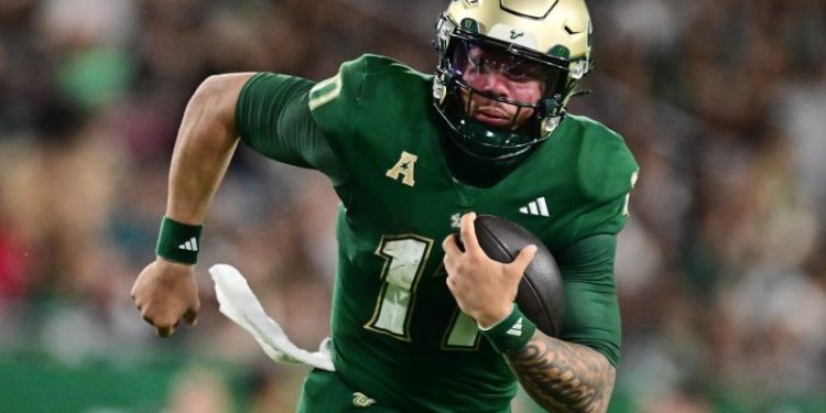 QB Byrum Brown transfers to Auburn, following coach Alex Golesh from USF