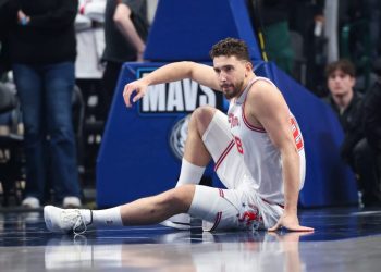 Alperen Şengün injury update: Rockets star hurt early vs. Mavericks