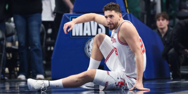 Alperen Şengün injury update: Rockets star hurt early vs. Mavericks