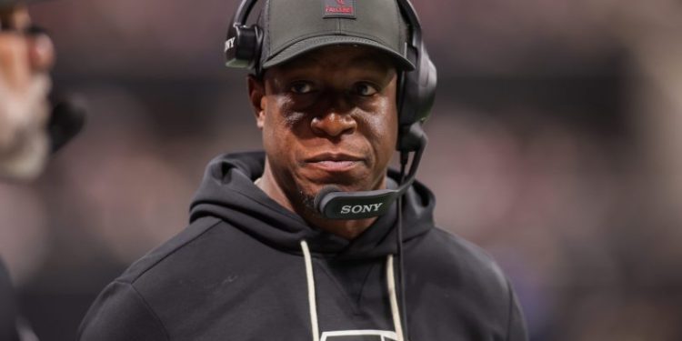 Raheem Morris firing puts Falcons back in all-too-familiar spot