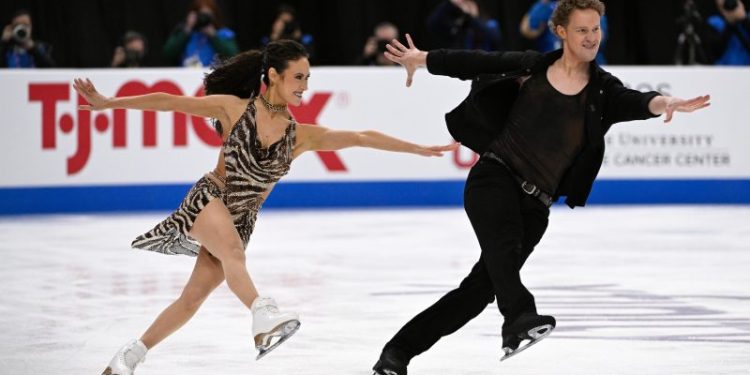 Ice dancers Madison Chock, Evan Bates close in on figure skating record