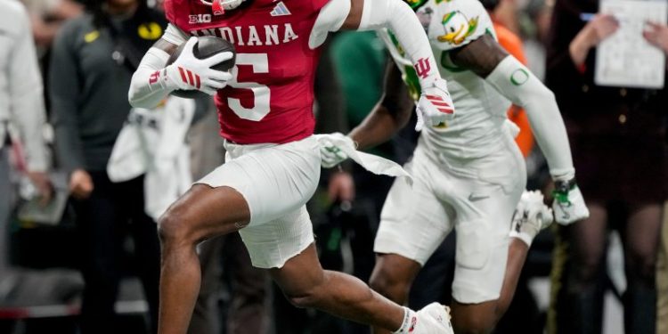 Indiana vs. Oregon score, highlights: Hoosiers dominate in Peach Bowl