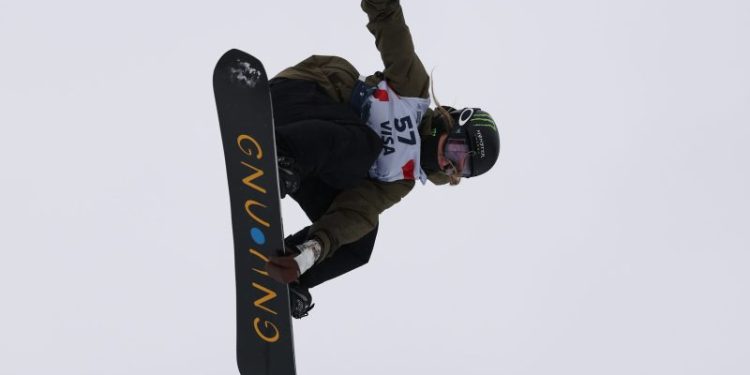 USA snowboarder exits event after ugly fall: What it means for Olympics