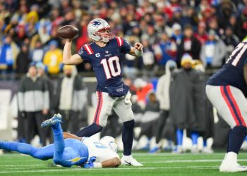 Patriots’ can ‘cakewalk’ talk with another win over stingy Denver D