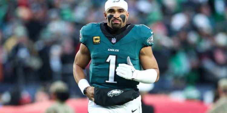 Jalen Hurts declines to endorse Eagles OC after team eliminated