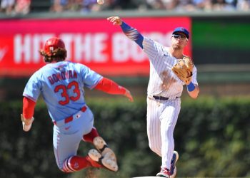 MLB trade rumors: Giants ‘aggressively pursuing’ second baseman