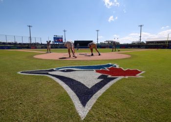 Spring training schedule: Report dates for all 30 MLB teams