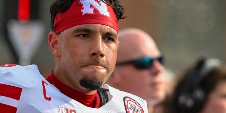 What does Dante Moore’s return to Oregon football mean for Dylan Raiola?