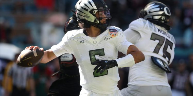 With Dante Moore returning to Oregon, how do Jets pick up the pieces?