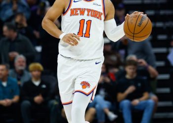 Jalen Brunson leaves Knicks’ game after rolling ankle
