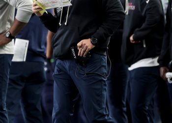 Klint Kubiak, Robert Saleh and other NFL playoff coaching candidates