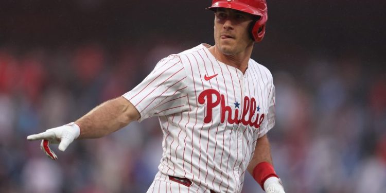 Phillies bring back key player on $45 million contract