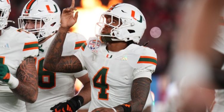 Mom of Miami star RB won’t have to drive far for national title game