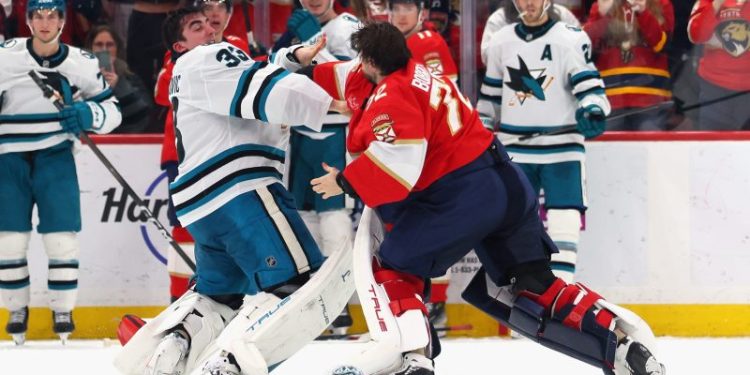 Goalie fight! Panthers, Sharks netminders square off