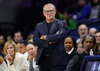 Frank Pepe’s delivers pizza to meet UConn’s Geno Auriemma’s standard