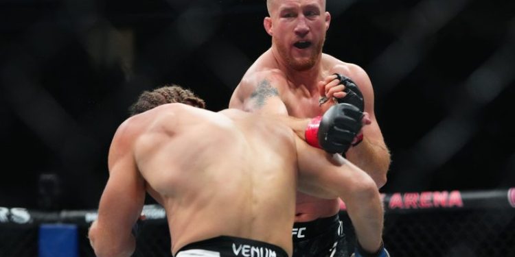 UFC 324: Gaethje vs. Pimblett predictions, odds and what to know