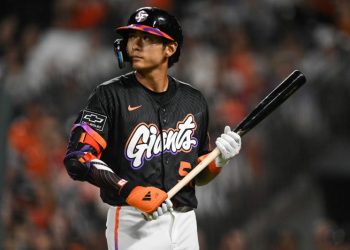 Korean MLB player detained at LAX: What we we know