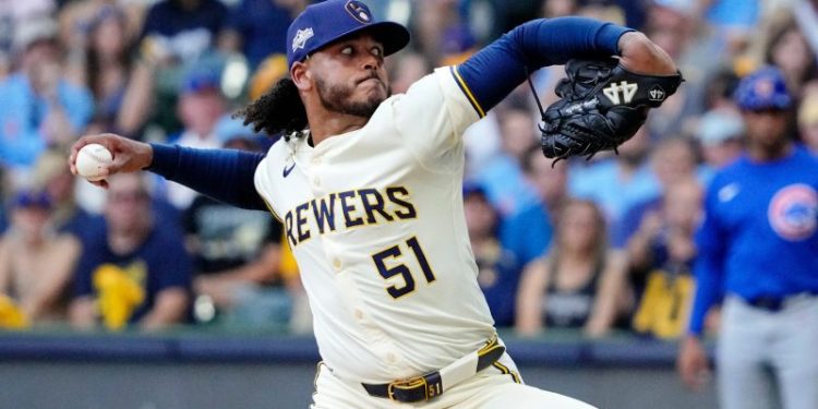 Brewers trade All-Star to Mets, who have rebounded with a flourish