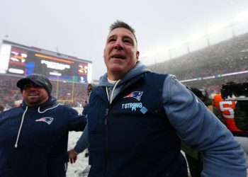 Patriots’ Super Bowl turnaround starts, ends with Mike Vrabel