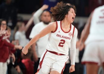 Oklahoma freshman might be women’s basketball’s next superstar