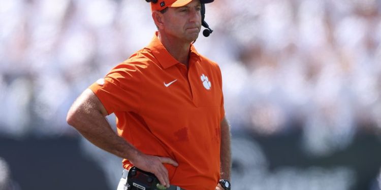 Dabo learns hard lesson: If you ain’t cheatin’, you ain’t tryin’