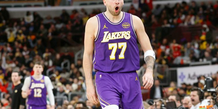 Ranking NBA MVP candidates by betting odds